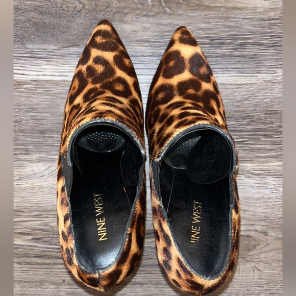 NINE WEST Leandra Calf Hair Leopard Stiletto Heels Booties Sz 6M EUC - Picture 4 of 9